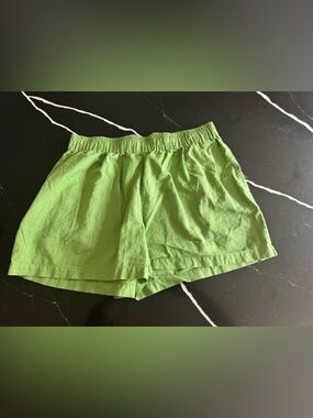 Lucy & Yak Bright Green Elastic-Waist Shorts